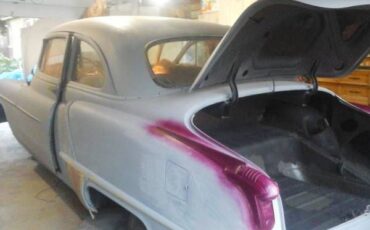 Unknown-Sedan-1952-10