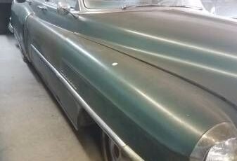 Unknown-Sedan-1952