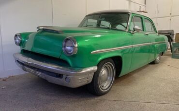 Unknown-Sedan-1953-Green-White