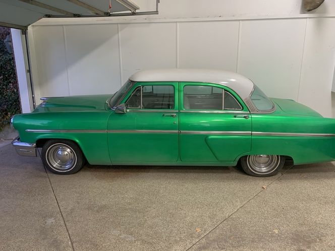Unknown-Sedan-1953-Green-White-4