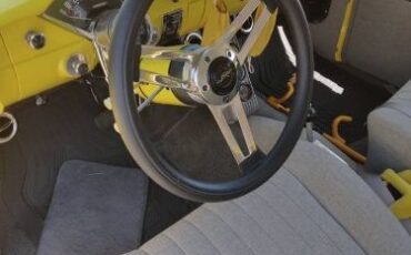 Unknown-Sedan-1955-YellowWhite-15
