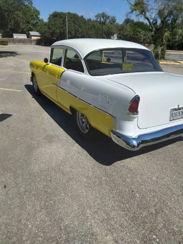 Unknown-Sedan-1955-YellowWhite-7