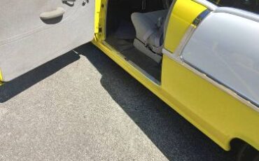 Unknown-Sedan-1955-YellowWhite-8