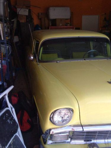 Unknown-Sedan-1956-Yellow-YellowBlack-1