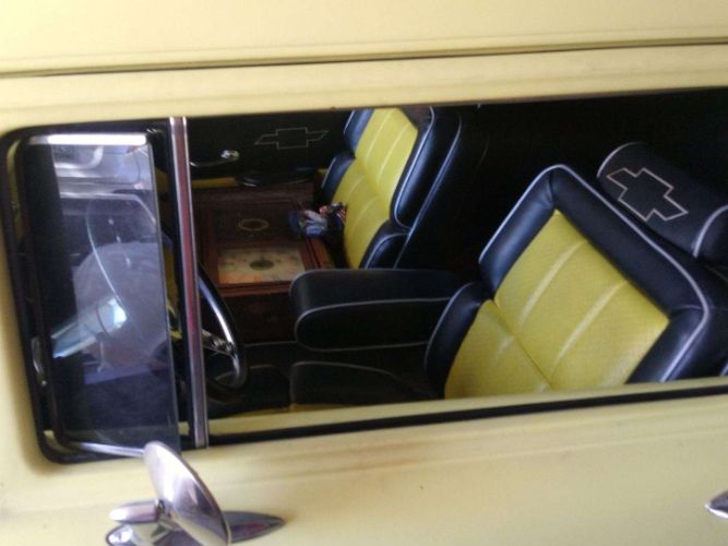 Unknown-Sedan-1956-Yellow-YellowBlack-10