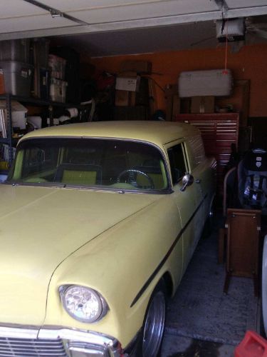 Unknown-Sedan-1956-Yellow-YellowBlack-4