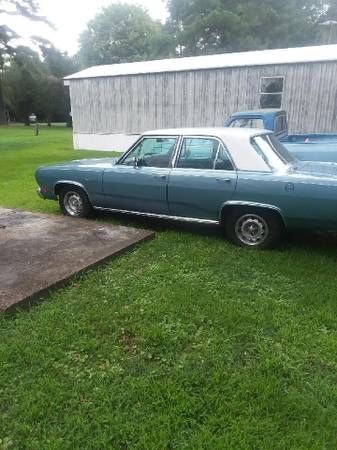 Unknown-Sedan-1969