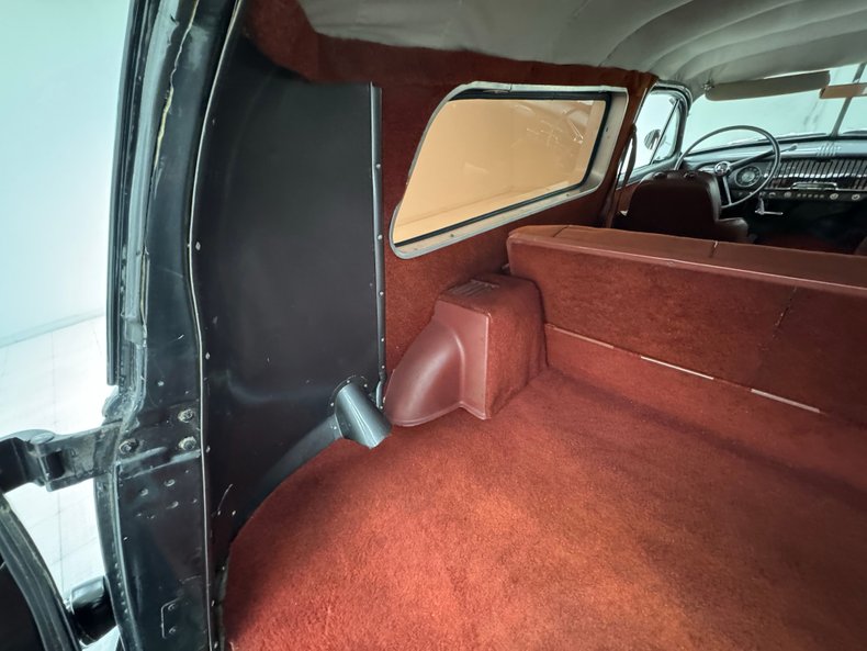 Unknown-Sedan-delivery-1951-Black-Scarlet-Red-23