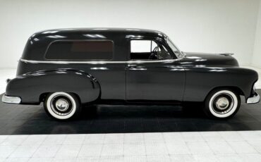 Unknown-Sedan-delivery-1951-Black-Scarlet-Red-4
