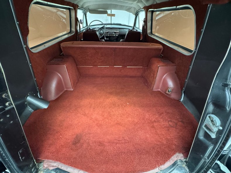 Unknown-Sedan-delivery-1951-Black-Scarlet-Red-47