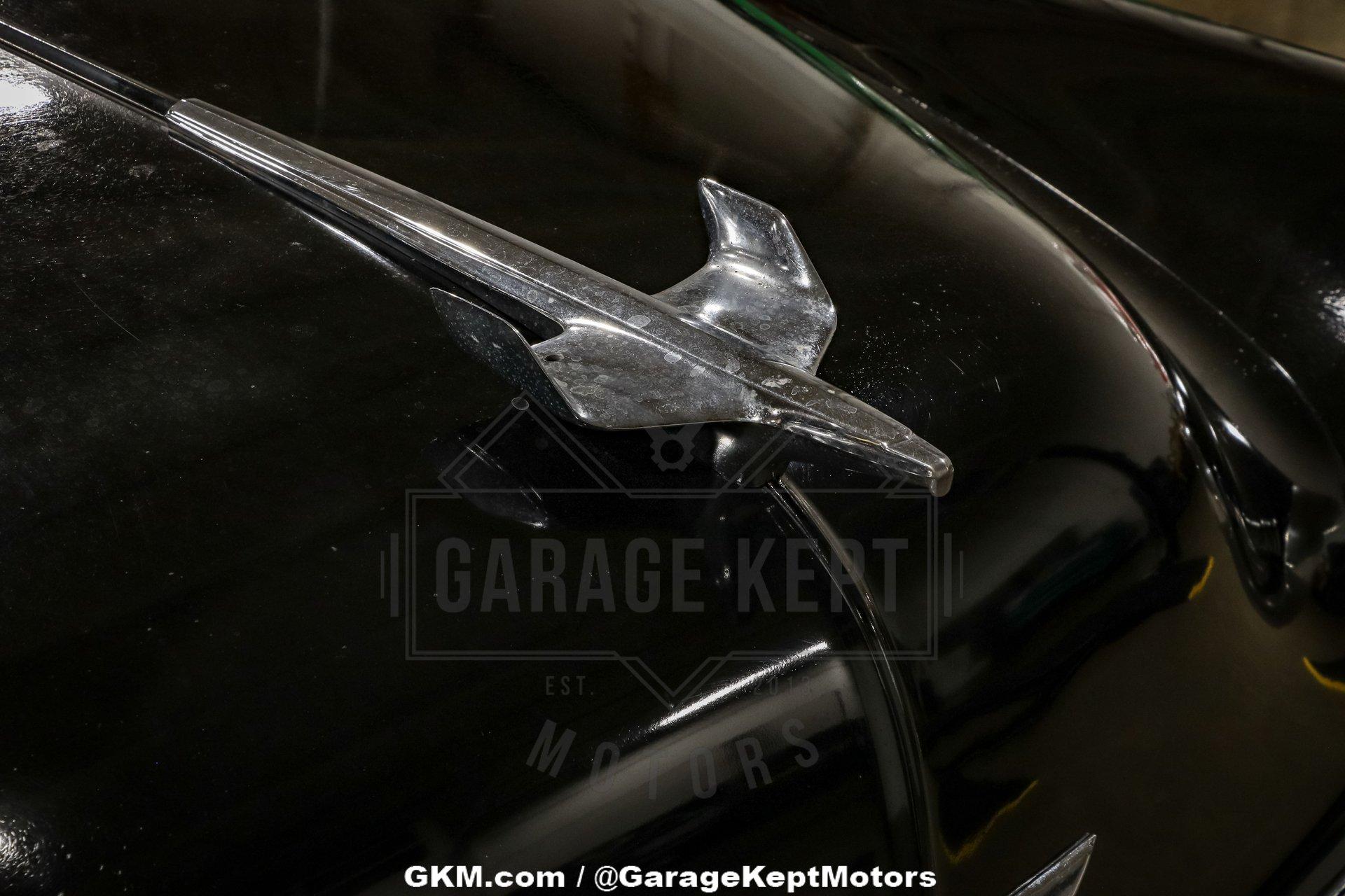 Unknown-Sedan-delivery-1954-Black-Black-amp-White-25