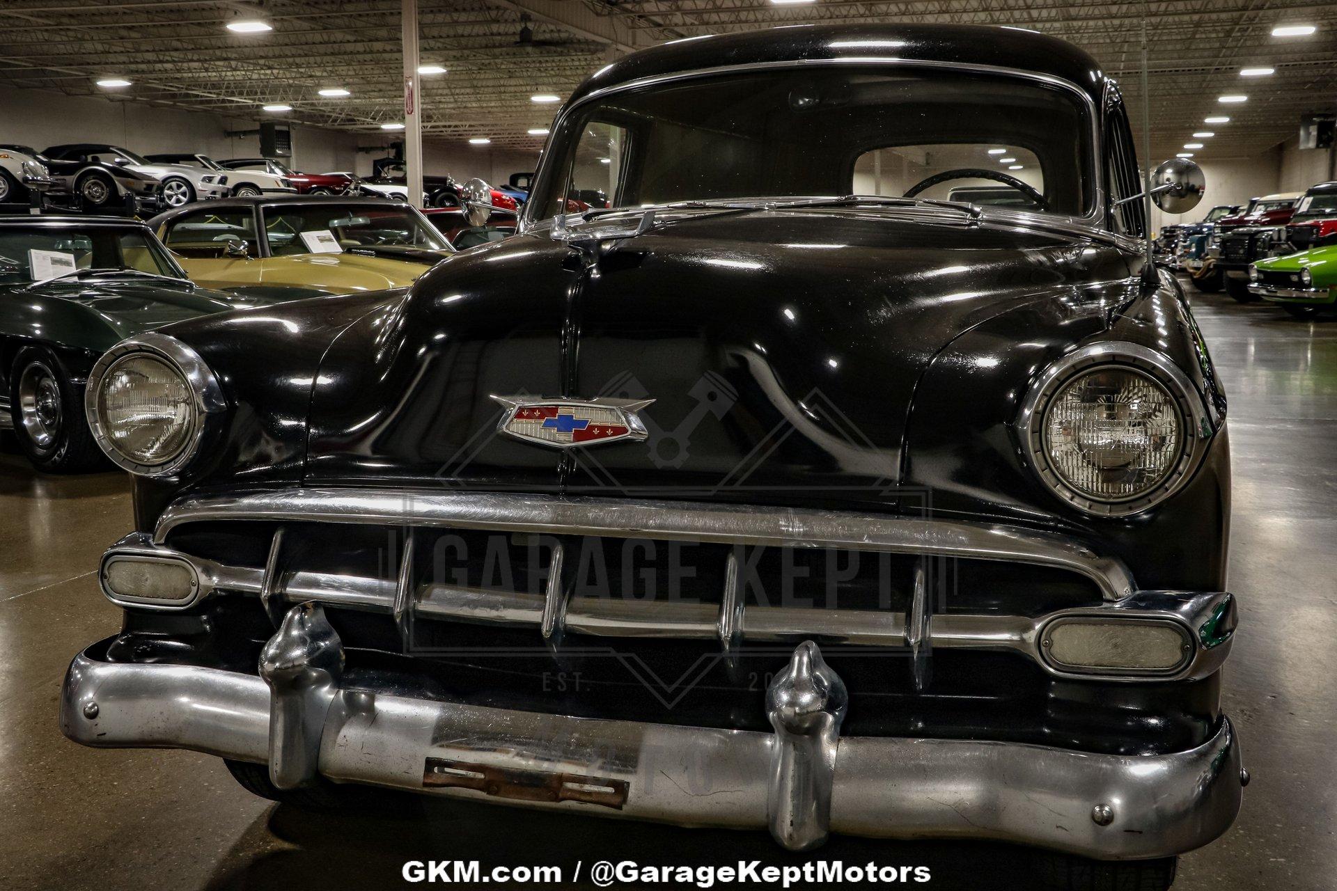 Unknown-Sedan-delivery-1954-Black-Black-amp-White-3
