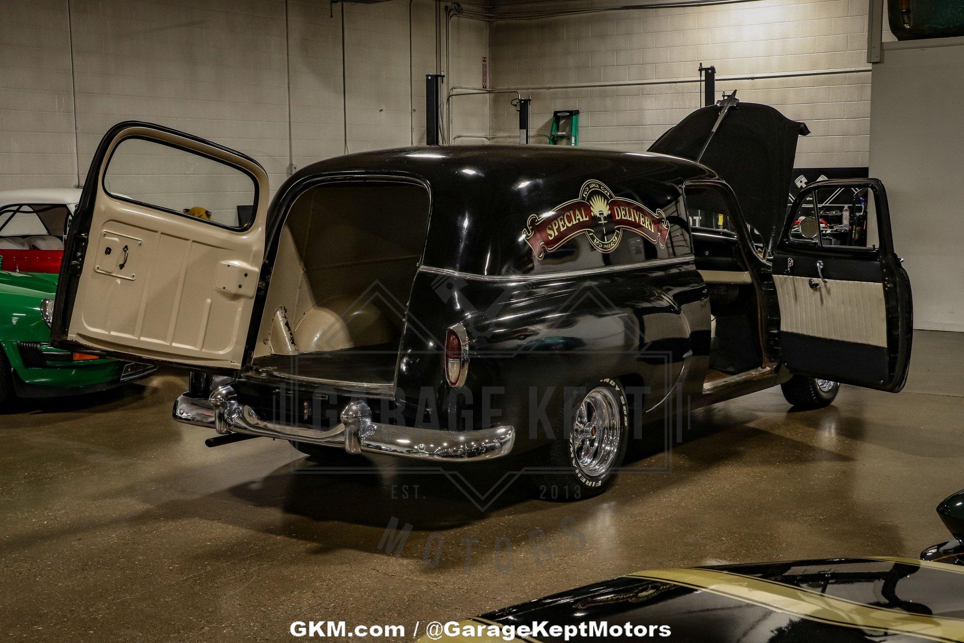 Unknown-Sedan-delivery-1954-Black-Black-amp-White-6