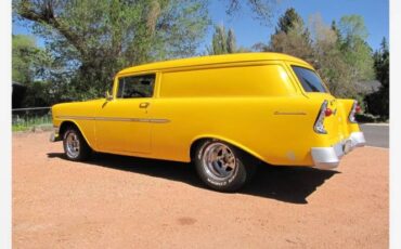 Unknown-Sedan-delivery-1956-Yellow