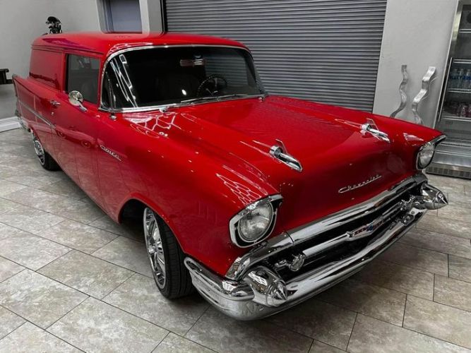 Unknown-Sedan-delivery-1957-Red-9