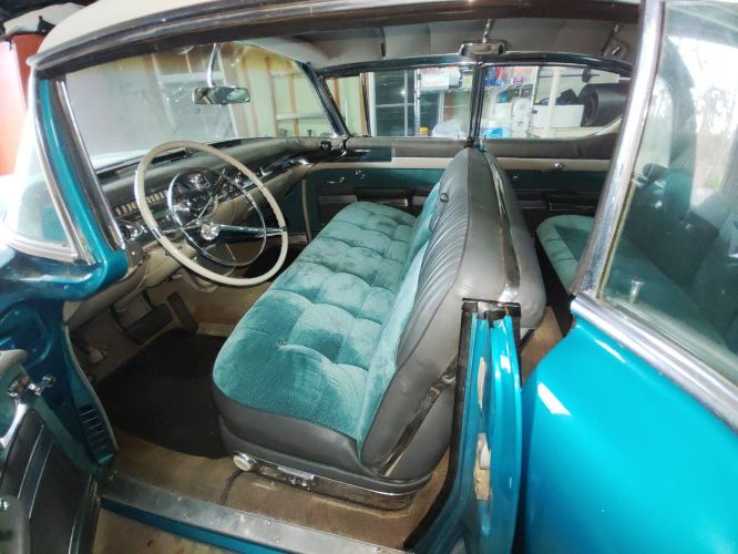 Unknown-Sedan-deville-1957-Blue-1