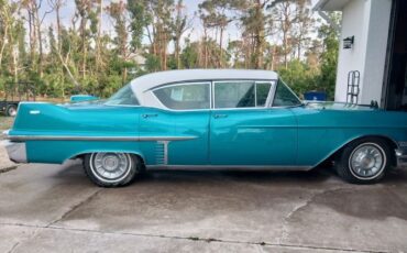 Unknown-Sedan-deville-1957-Blue-10