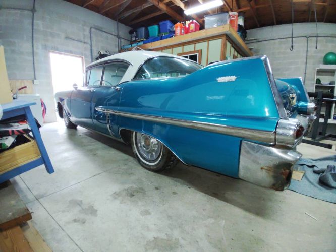 Unknown-Sedan-deville-1957-Blue-9
