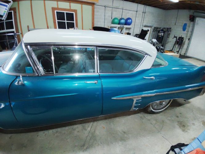 Unknown-Sedan-deville-1957-Blue