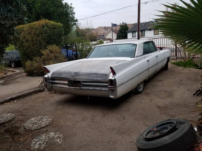Unknown-Sedan-deville-1963-White-3