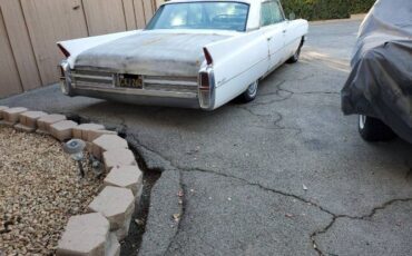 Unknown-Sedan-deville-1963-White-5