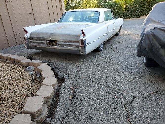 Unknown-Sedan-deville-1963-White-5