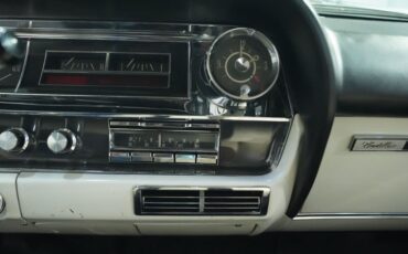 Unknown-Sedan-deville-1964-Iris-White-40