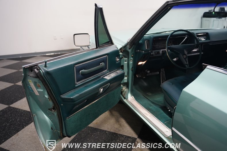 Unknown-Sedan-deville-1968-Silver-Pine-Green-Green-46