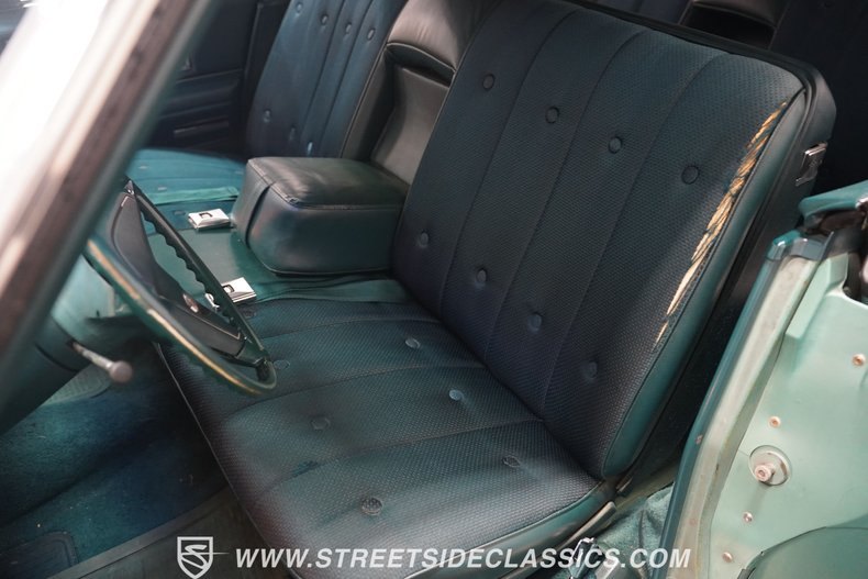Unknown-Sedan-deville-1968-Silver-Pine-Green-Green-49