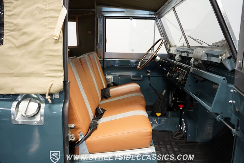Unknown-Series-2a-1968-Marine-Blue-Tan-4
