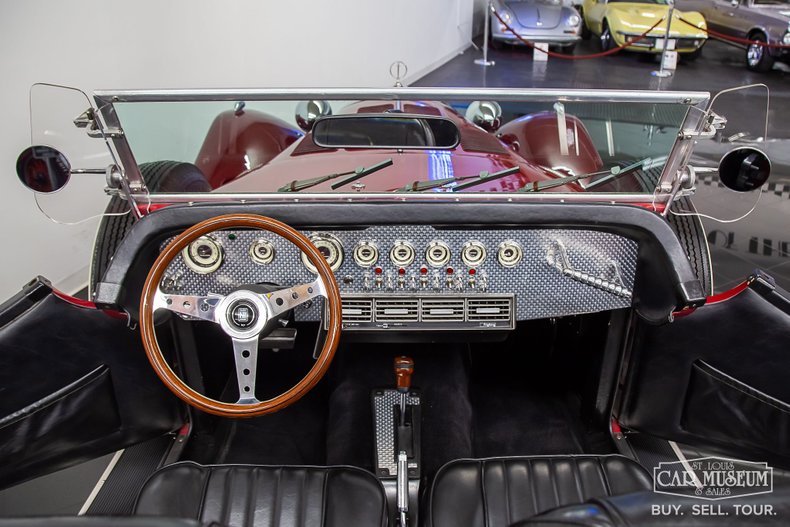 Unknown-Series-3-1975-Two-tone-Red-Black-Leather-11