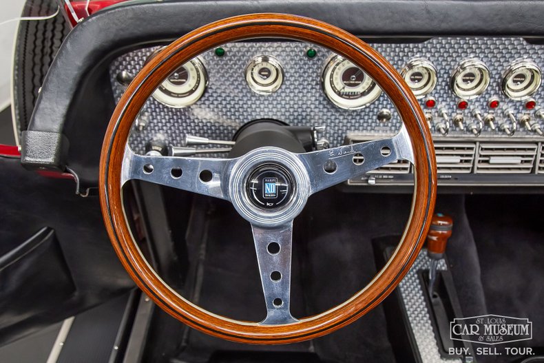 Unknown-Series-3-1975-Two-tone-Red-Black-Leather-12