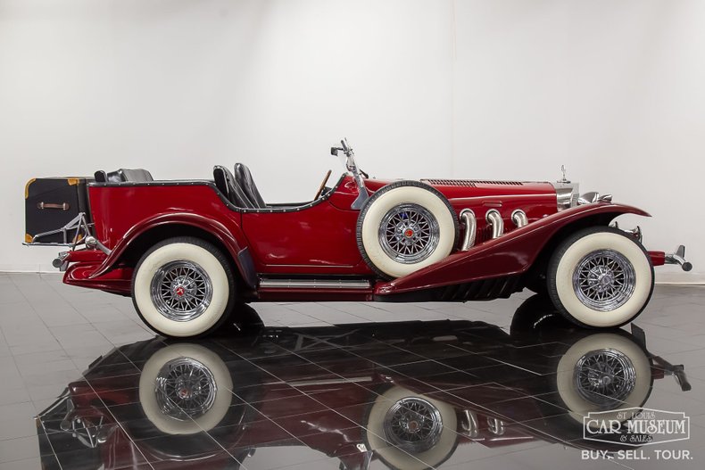 Unknown-Series-3-1975-Two-tone-Red-Black-Leather-18