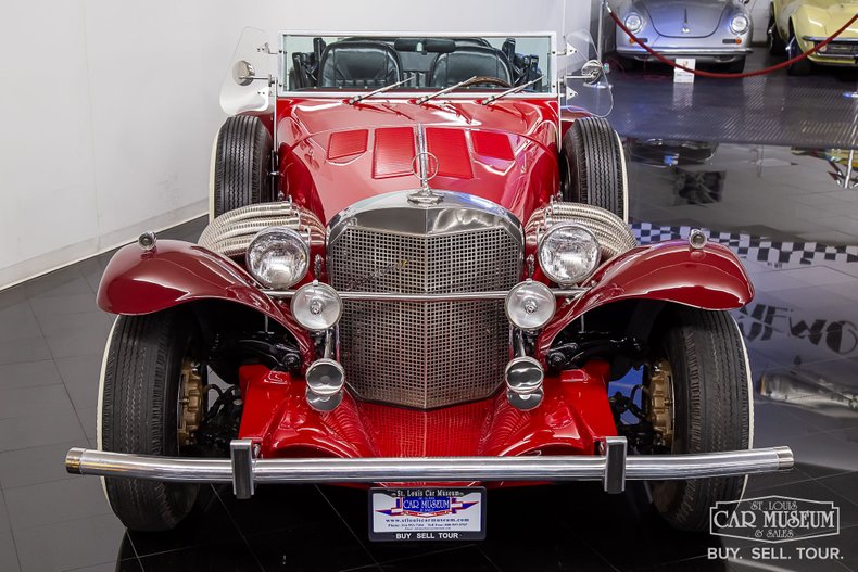 Unknown-Series-3-1975-Two-tone-Red-Black-Leather-36