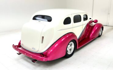 Unknown-Series-40-1936-Pearl-White-Gray-10