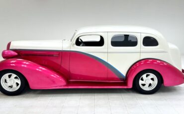 Unknown-Series-40-1936-Pearl-White-Gray