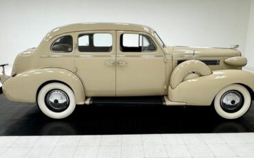 Unknown-Series-60-1937-Beauregard-Beige-Tan-6