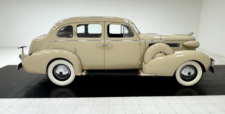 Unknown-Series-60-1937-Beauregard-Beige-Tan-6