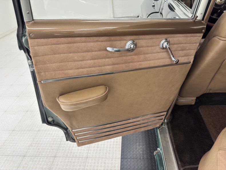 Unknown-Series-61-1951-Exeter-Green-Dark-Tan-31