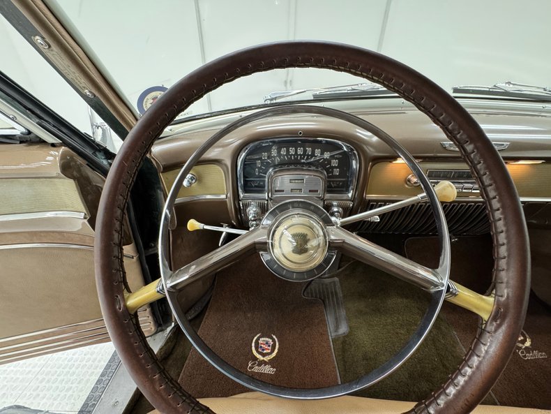Unknown-Series-61-1951-Exeter-Green-Dark-Tan-41