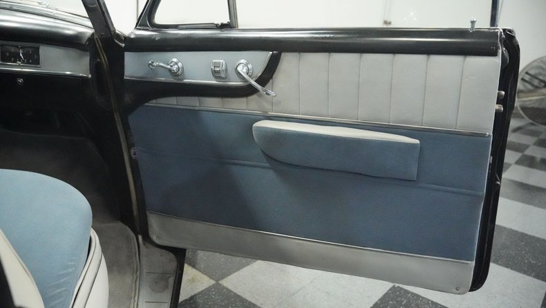 Unknown-Series-62-1950-Black-Gray-44