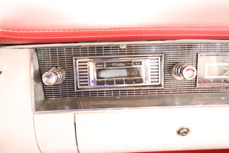 Unknown-Series-62-1956-Red-White-40