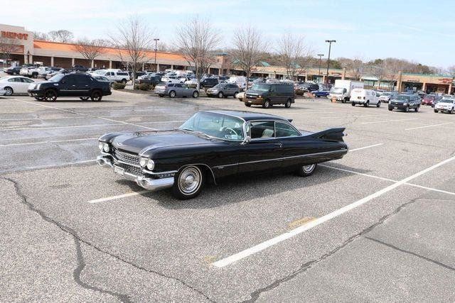 Unknown-Series-62-1959-Black-Black-13