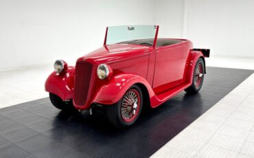 Unknown-Seven-1937-Brilliant-Red-Tan