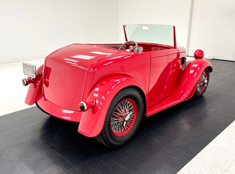 Unknown-Seven-1937-Brilliant-Red-Tan-4