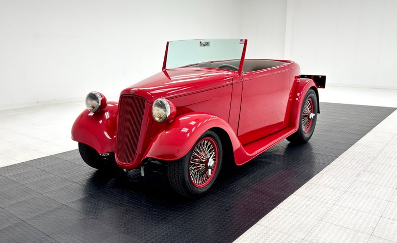 Unknown-Seven-1937-Brilliant-Red-Tan