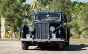 Unknown-Silver-dawn-1953-Black-Tan-3