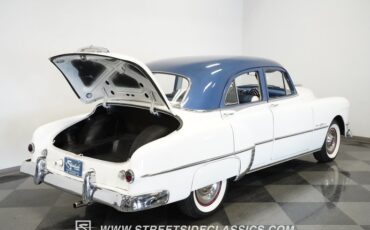 Unknown-Silver-streak-1950-White-Blue-14