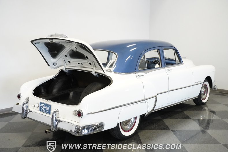 Unknown-Silver-streak-1950-White-Blue-14