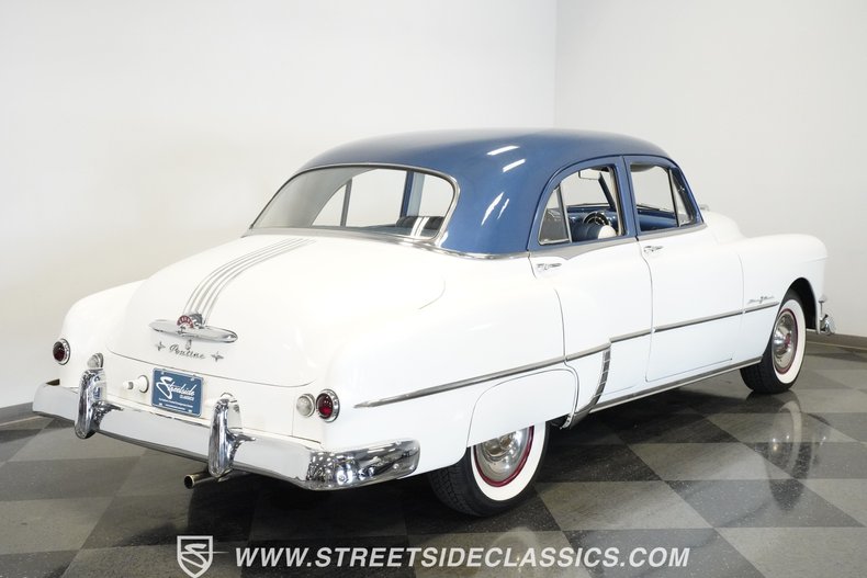 Unknown-Silver-streak-1950-White-Blue-21